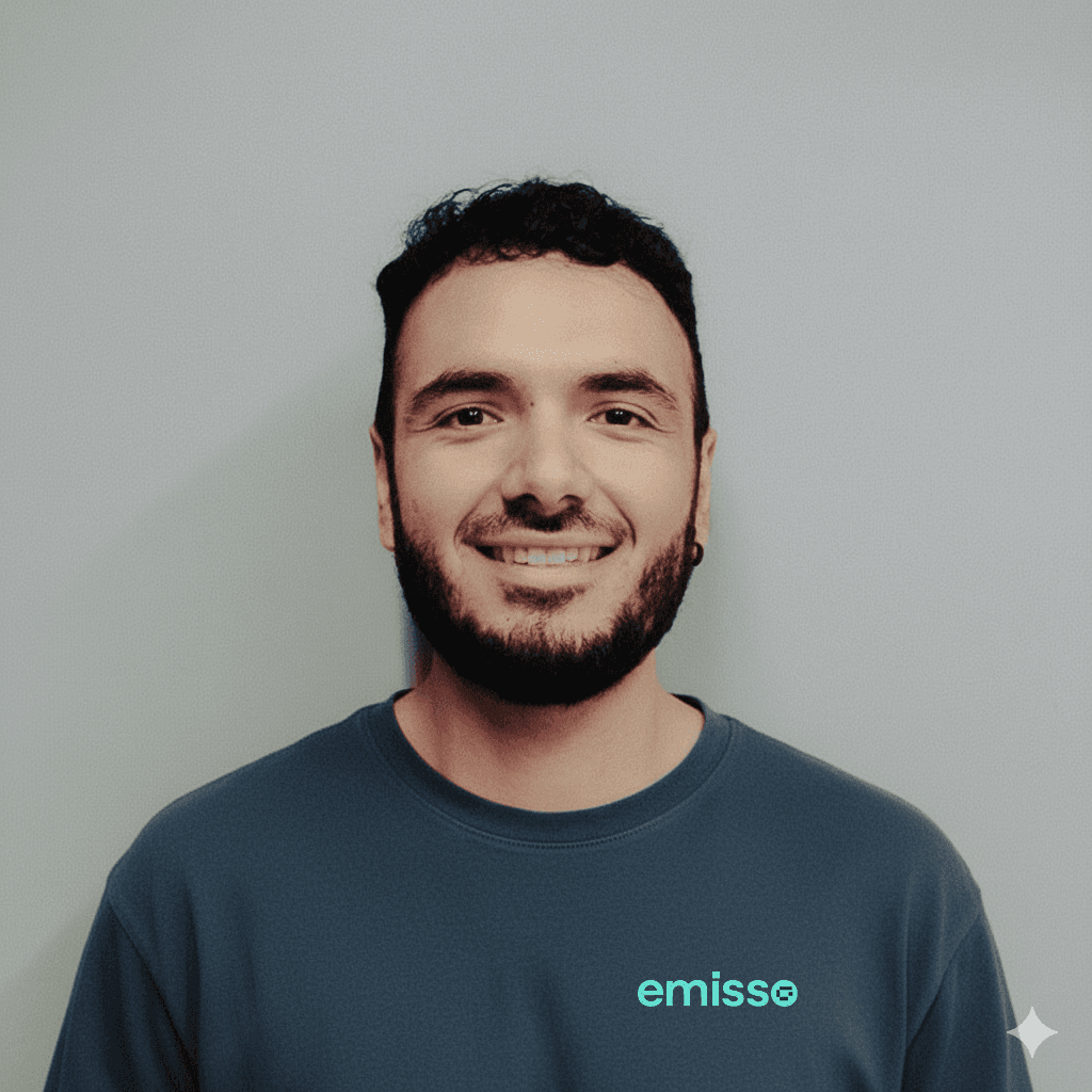 Cris - Founder of Emisso